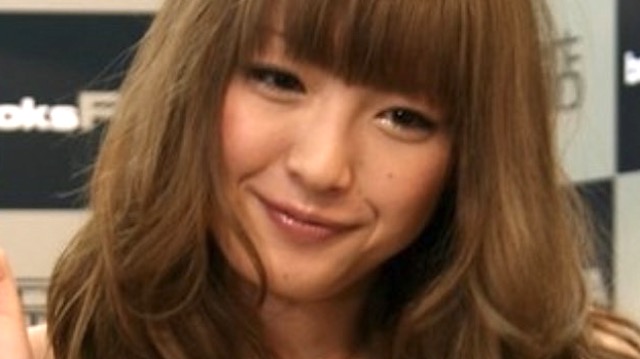 【たかしあいしてる】木下優樹菜インスタ“縦読み告白”不倫疑惑 → 記者「長年お付き合いがある美容師と同じ名前」