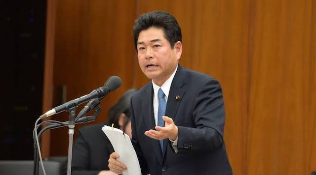 山井議員「感染の可能性がある厚労省職員など検査を！」→ 加藤大臣「現地で働く人が居なくなる。他の手があるならご教示を」→ 山井議員「屁理屈！」