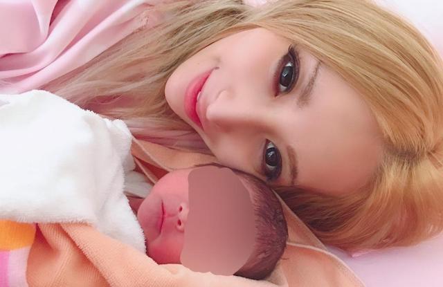 「出産をなめてました…」加藤紗里さんが第一子を出産　母子ともに健康