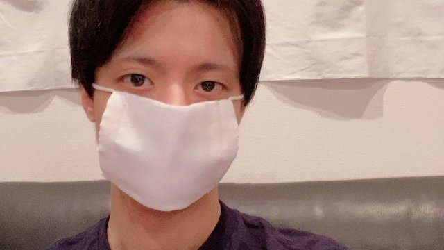 韓国人YouTuber・WWUKさん「政府からのマスク、届きました。なぜ、このマスクが一部の方々から批判されているのか、理解に苦しみます。」